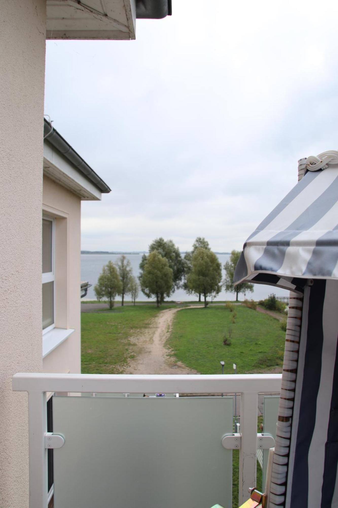 Ferienwohnung Im Palais Am See Am Goitzschesee Bitterfeld-Wolfen Bagian luar foto