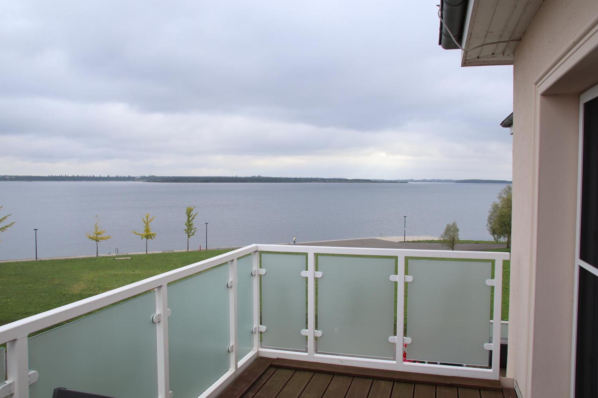Ferienwohnung Im Palais Am See Am Goitzschesee Bitterfeld-Wolfen Bagian luar foto
